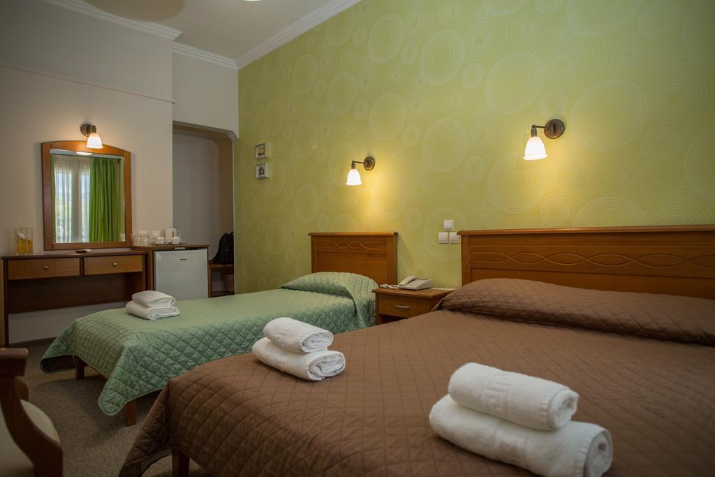 Hotel Liberty Missolonghi Екстер'єр фото
